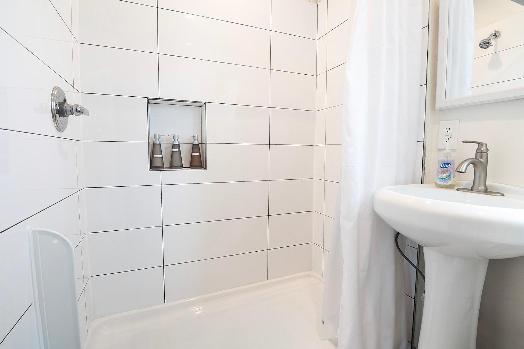 Appartement Updated 2nd-floor Near Beverly Hills & Pico Blvd Dining *